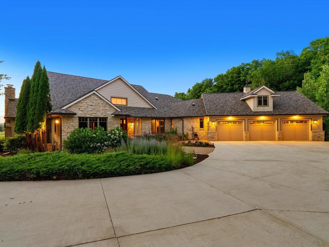 House in Plymouth, Wisconsin, United States 1 - 18508399