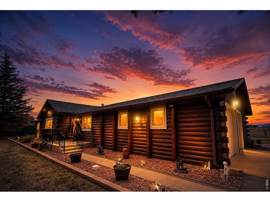 House in Berthoud, Colorado, United States 1 - 18511444