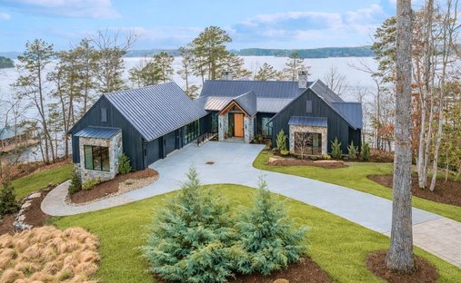 House in Six Mile, South Carolina, United States 1