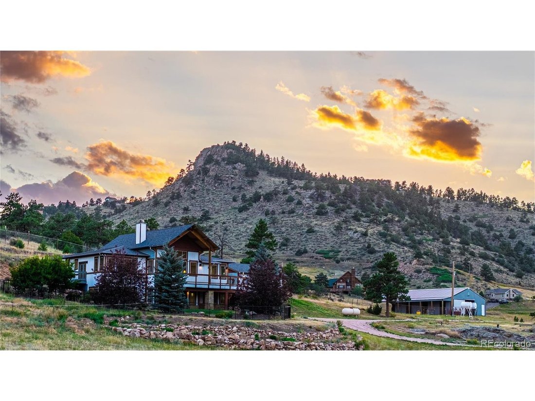 Livermore, Colorado, United States 3 - 18173610