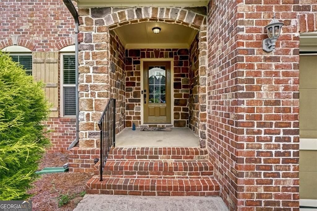 Cumming, Georgia, United States 2 - 18328886