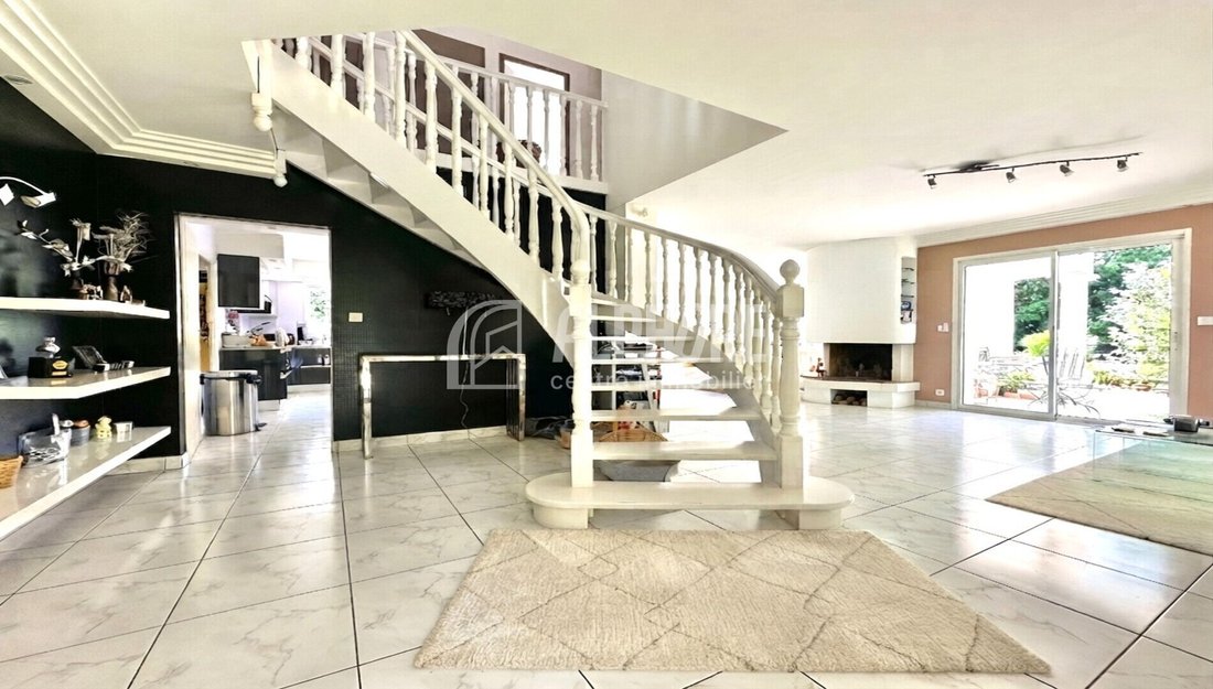 Villa in La Chapelle-sur-Erdre, Pays de la Loire, France 5 - 17461142