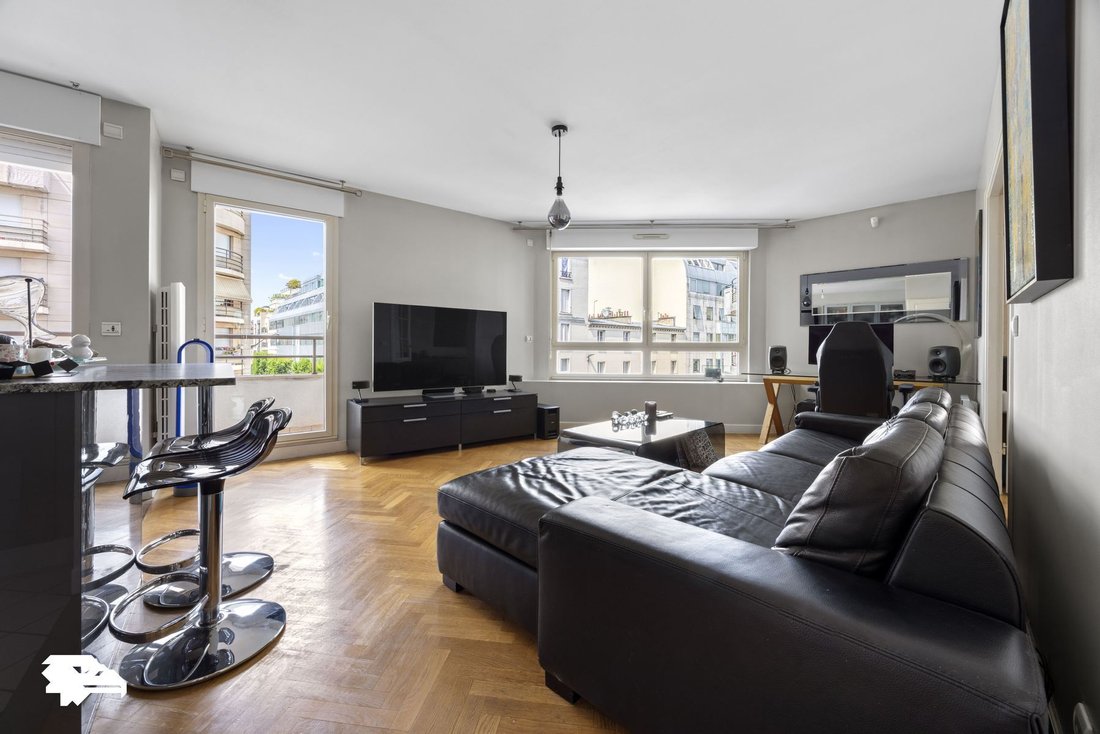 Apartment in Villiers-Danton, Levallois-Perret, France 1 - 18518733