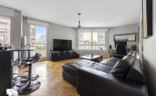 Apartment in Villiers-Danton, Levallois-Perret, France 1