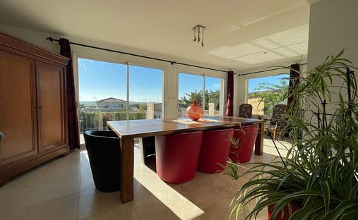 Villa in Autignac, Occitania, France 1