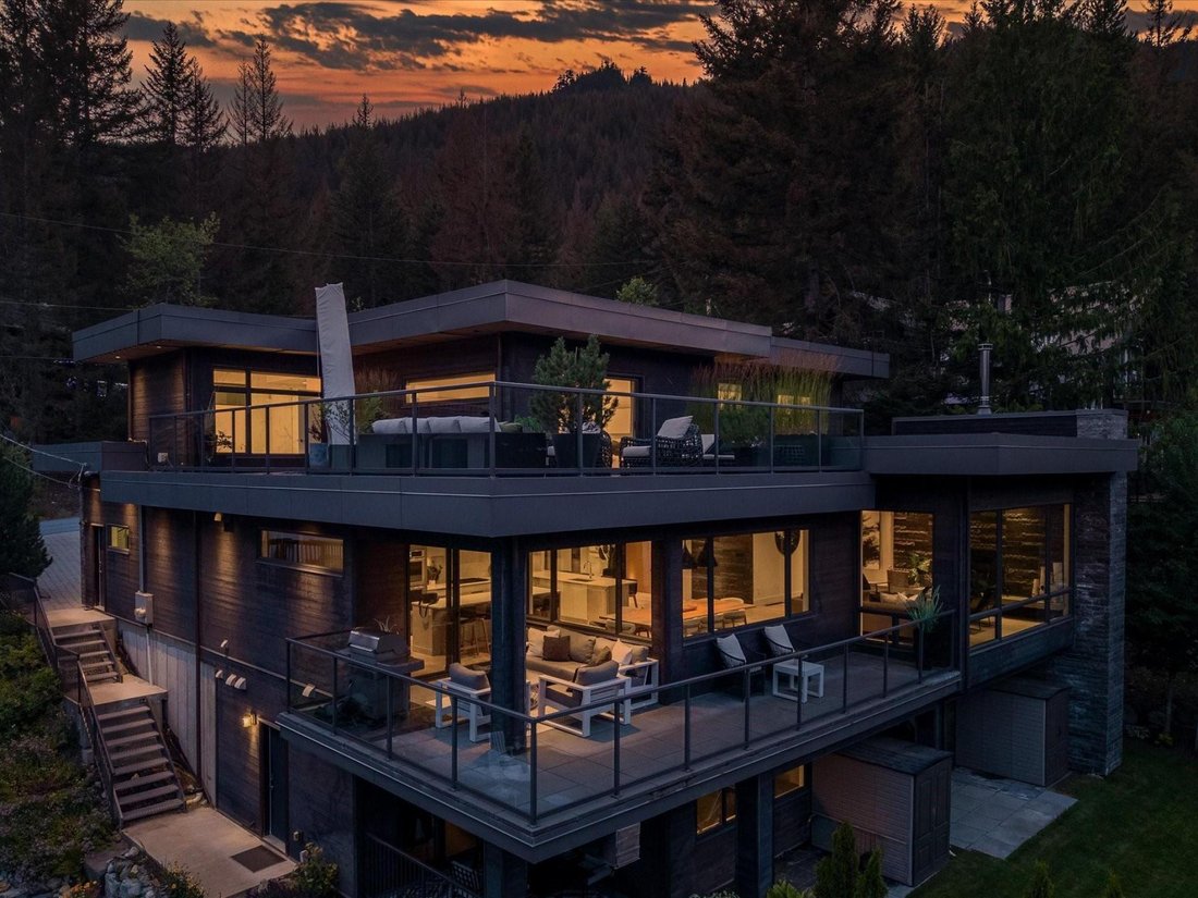 House in Whistler, British Columbia, Canada 2 - 18514395