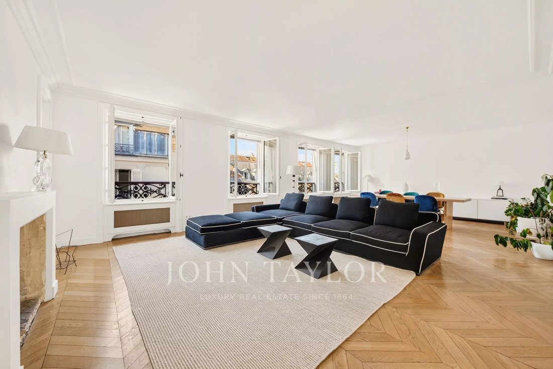 Apartment in Saint Thomas d'Aquin, Paris 7e Arrondissement, Paris 5 - 18509889