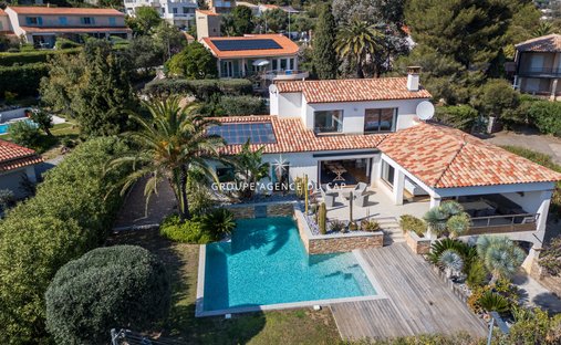 Villa à Les Issambres, Roquebrune-sur-Argens, France 1