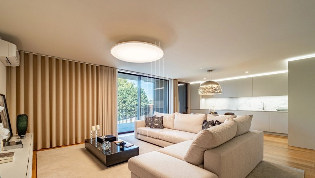 Apartment in Santa Marinha e Sao Pedro da Afurada, Porto District, Portugal 1 - 18510229
