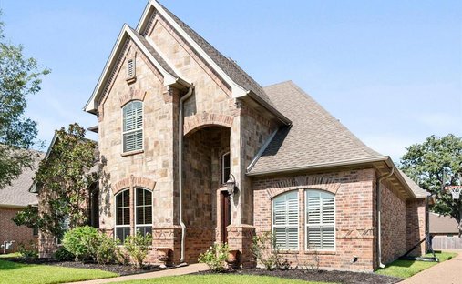 House in Arlington, Texas, United States 1