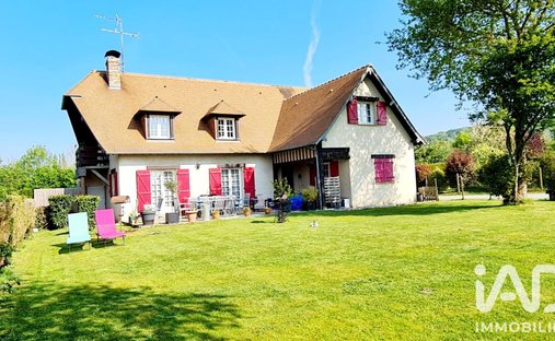 Casa a Surville, Normandia, Francia 1