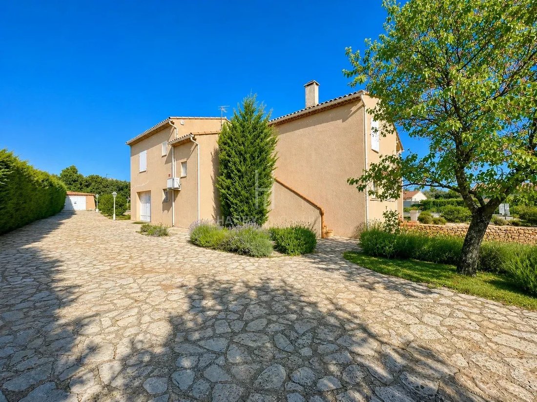 Villa in Aureille, Provence-Alpes-Côte d'Azur, France 5 - 18509806