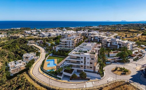Apartment in Estepona, Andalusia, Spain 1