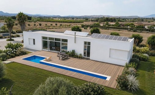 Villa in Elx / Elche, Valencian Community, Spain 1