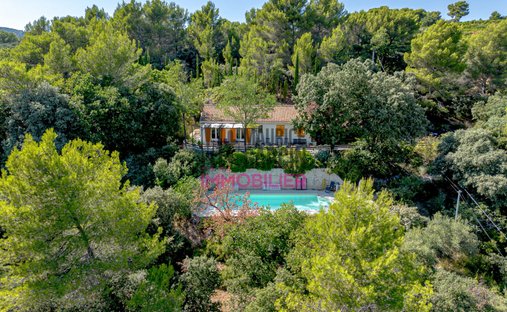 House in La Roque-Alric, Provence-Alpes-Côte d'Azur, France 1