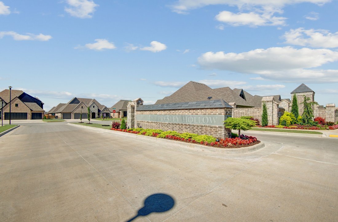 Owasso, Oklahoma, United States 2 - 18516821