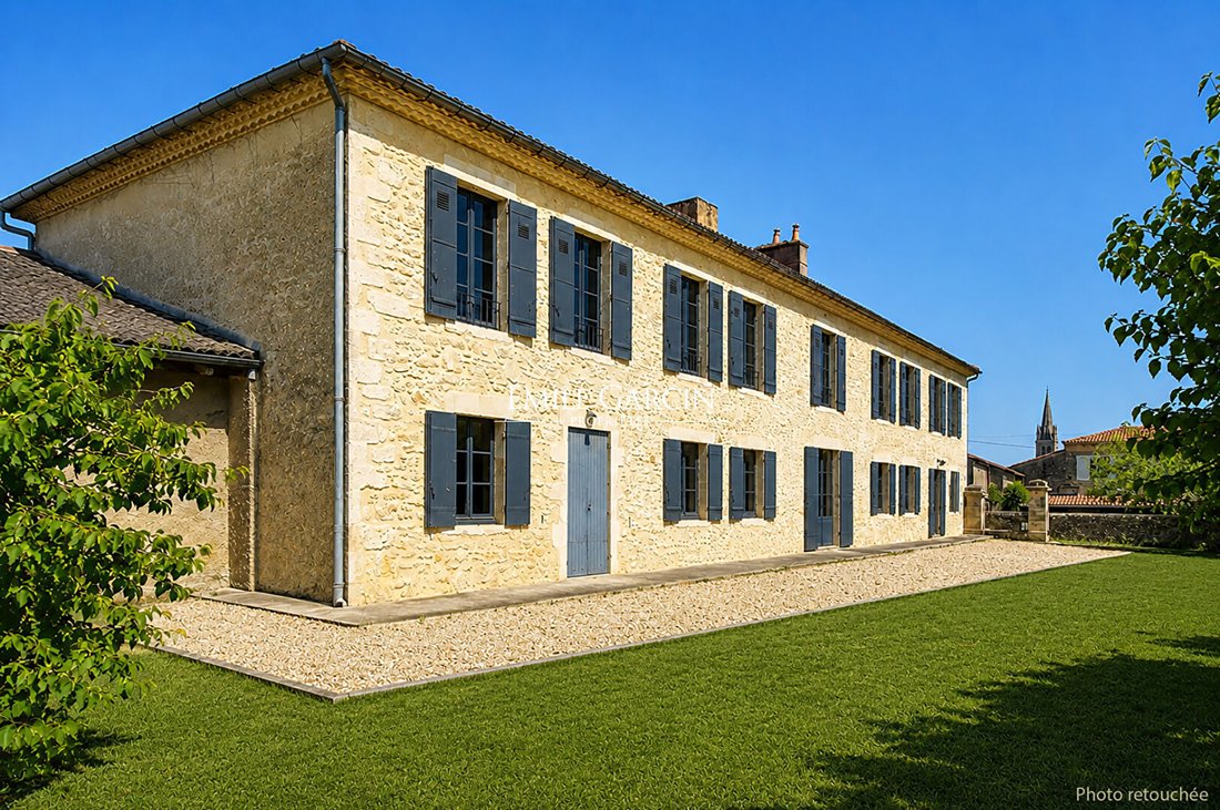 Villa in Saint-Christoly-Médoc, Nouvelle-Aquitaine, France 2 - 18513869