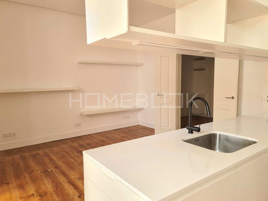 Apartment in Arroios, Lisbon, Portugal 5 - 18519293