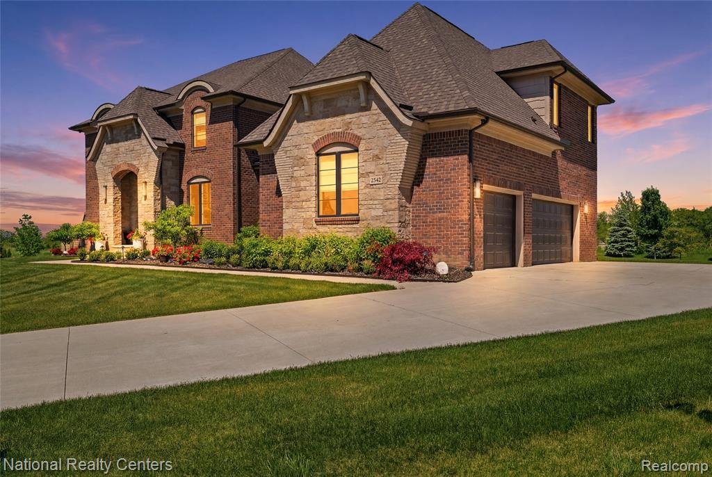 House in Rochester Hills, Michigan, United States 3 - 18398748