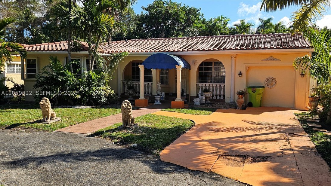 House in Miami, Florida, United States 3 - 18511295