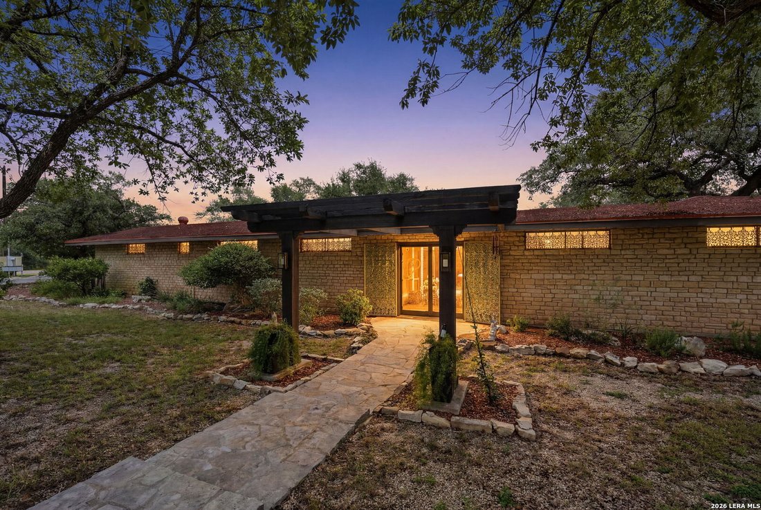 House in Canyon Lake, Texas, United States 3 - 18508859