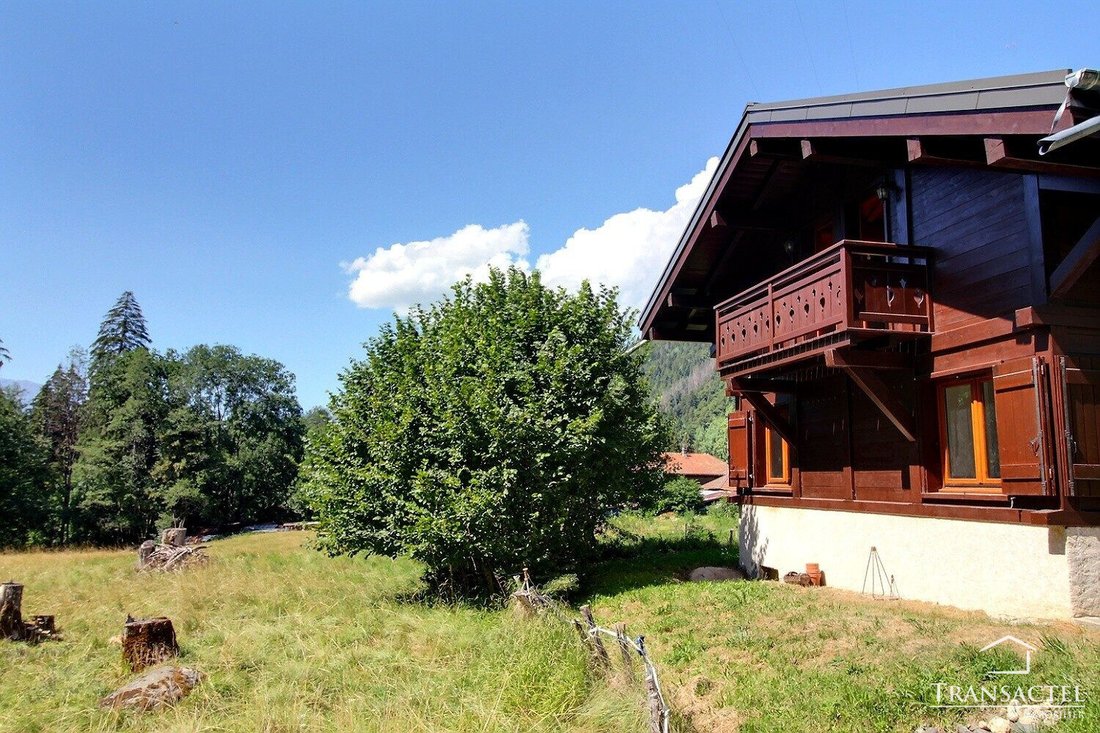 Chalet in Saint-Gervais-les-Bains, Auvergne-Rhône-Alpes, France 3 - 18509123