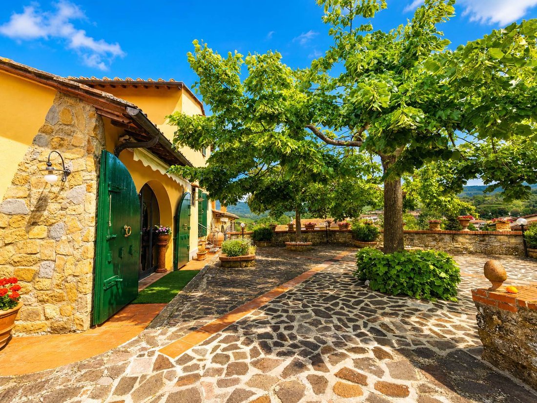 Villa in Center, Greve in Chianti, Tuscany 3 - 18512953