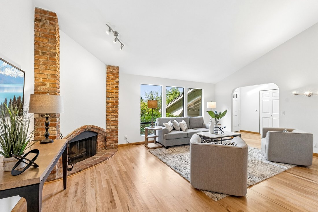 House in Bellevue, Washington, United States 3 - 18517266
