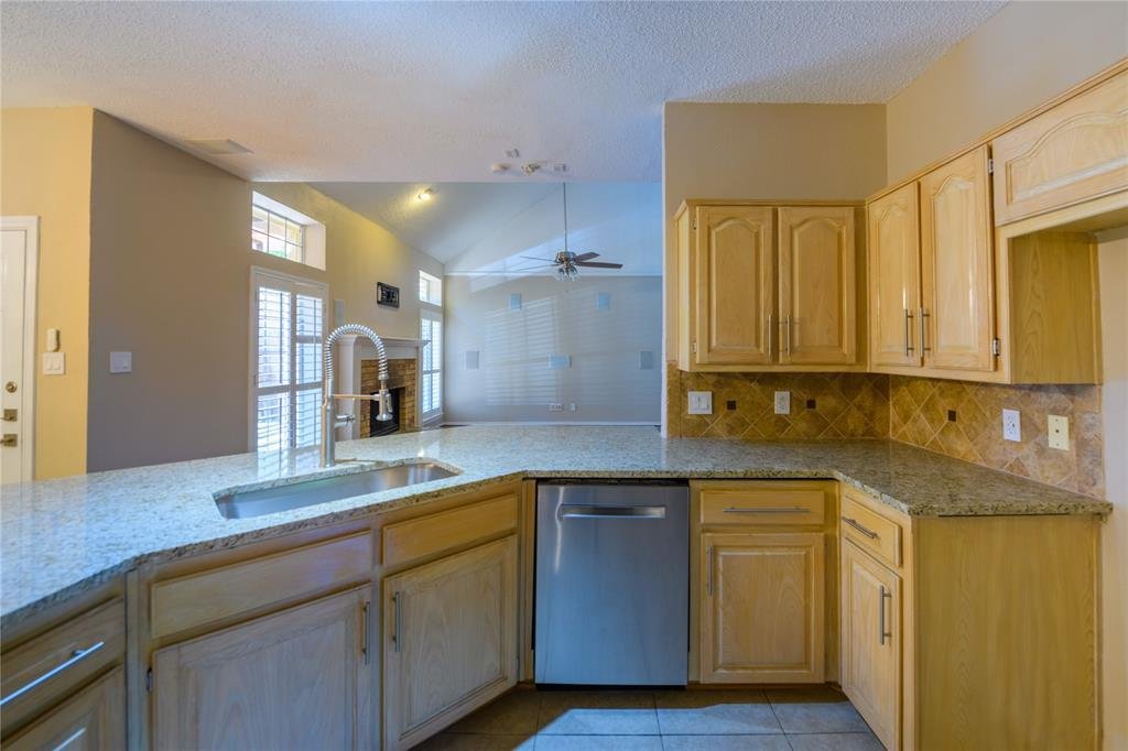House in Carrollton, Texas, United States 2 - 18513309