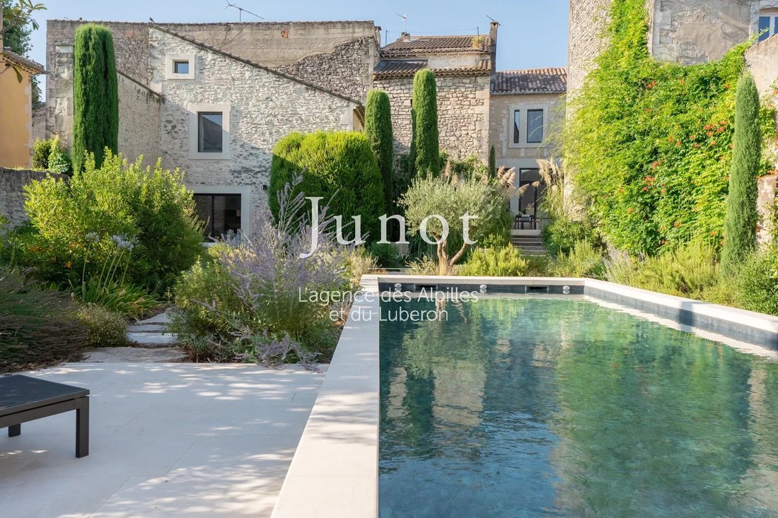 Country House in Saint-Rémy-de-Provence, Provence-Alpes-Côte d'Azur, France 1 - 18510100