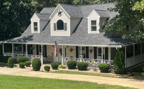 House in Palmyra, Tennessee, United States 1