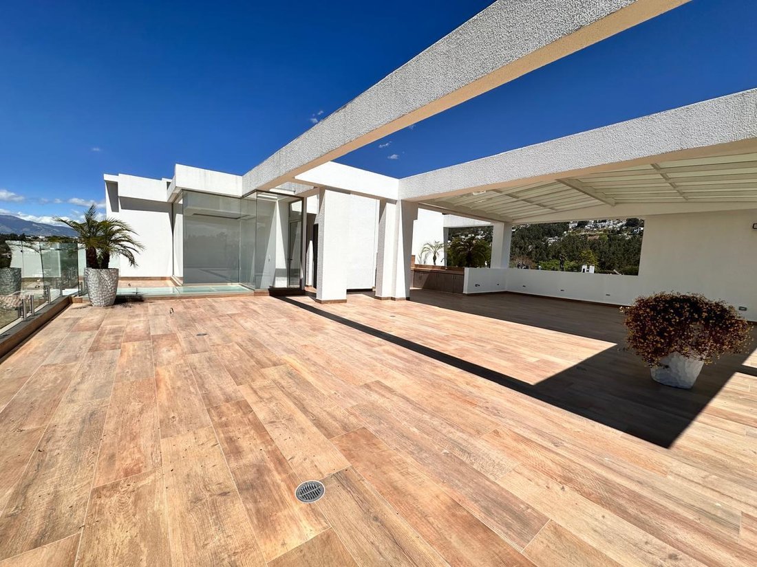 Apartment in Quito, Pichincha, Ecuador 2 - 18513318