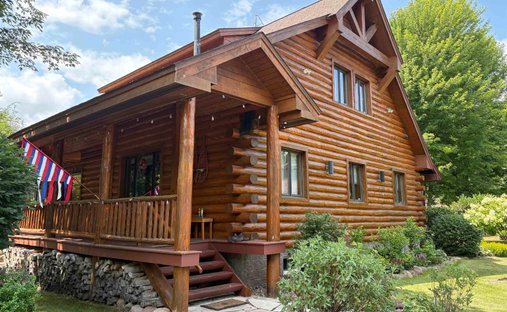 House in Bessemer, Michigan, United States 1