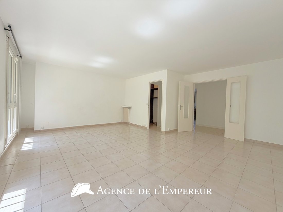 Apartment in Centre Ville, Rueil-Malmaison, France 5 - 18520329