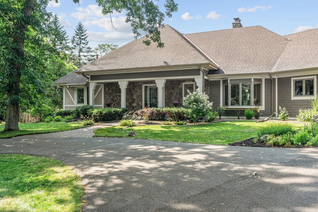 House in Wayzata, Minnesota, United States 2 - 18515687