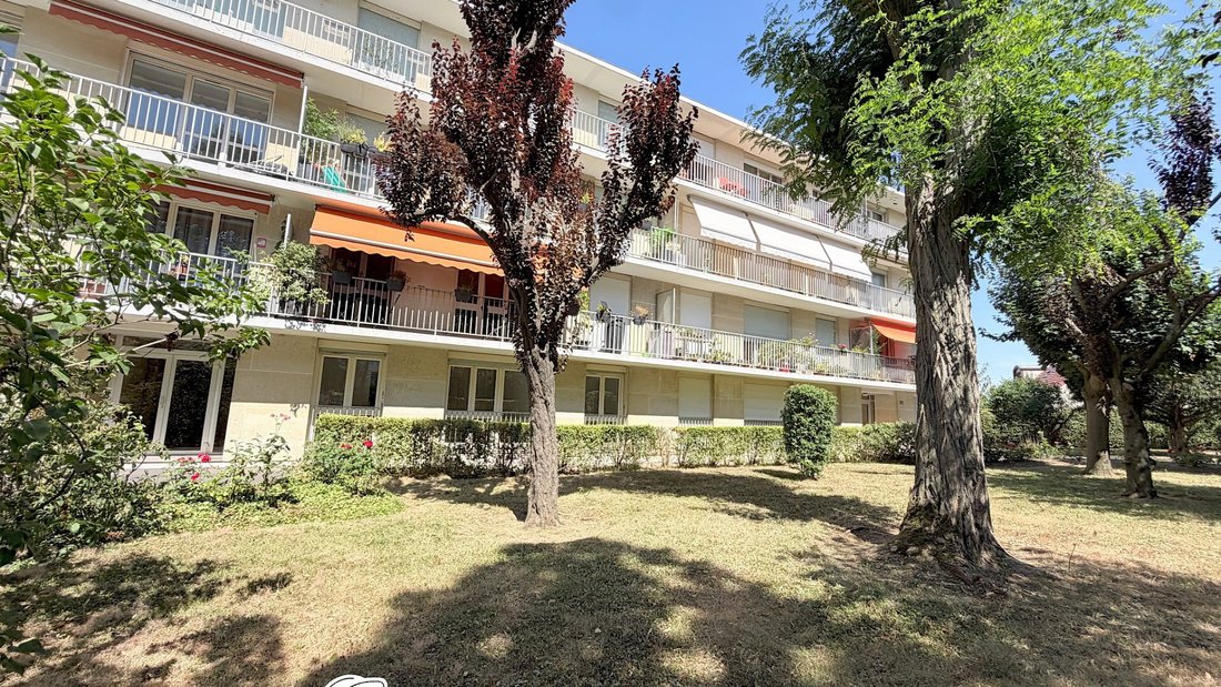 Apartment in Centre Ville, Rueil-Malmaison, France 1 - 18520329
