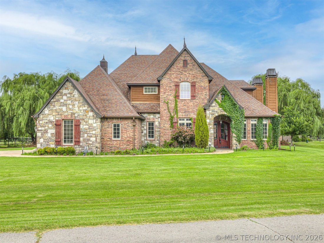 House in Owasso, Oklahoma, United States 1 - 18510779
