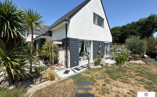 House in Sarzeau, Brittany, France 1