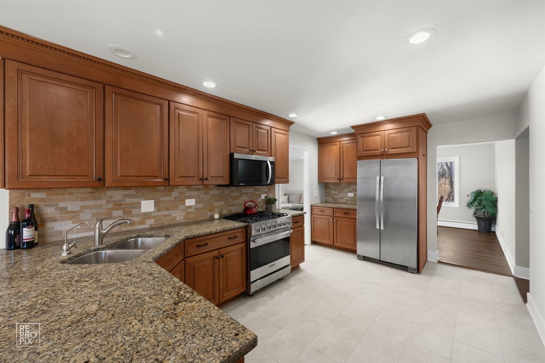 House in Palatine, Illinois, United States 4 - 18512115