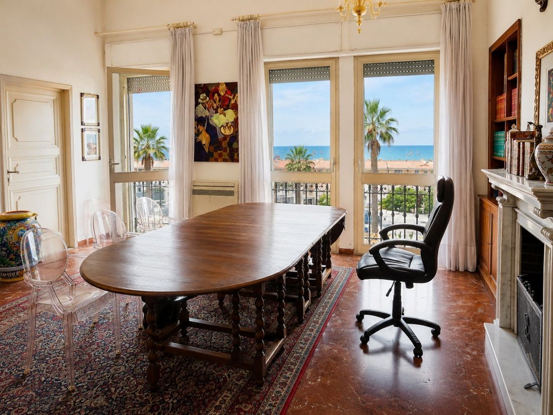 Apartment in Lungomare, Viareggio, Tuscany 3 - 18510747