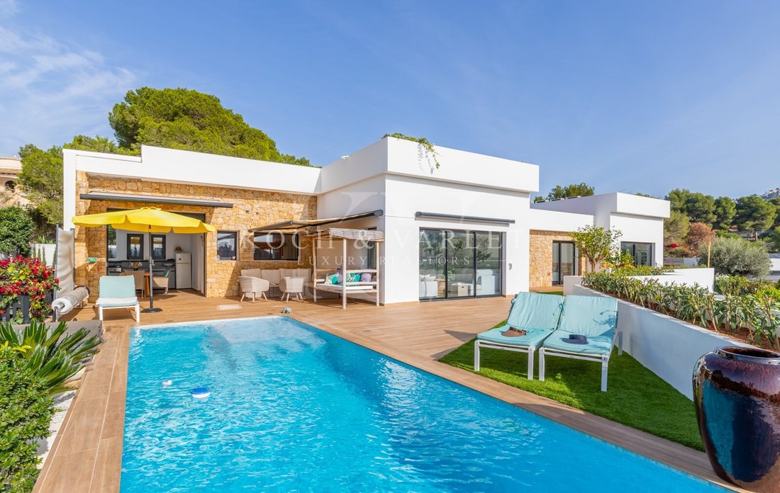 Villa in Moraira, Teulada, Valencian Community 4 - 18516332