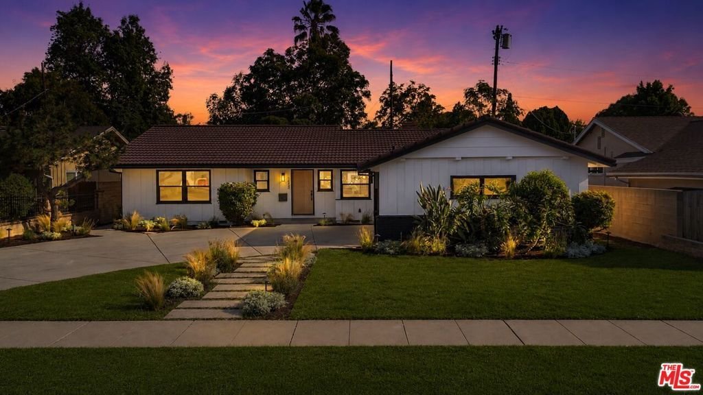 House in Los Angeles, California, United States 1 - 18511083