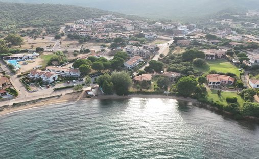 Villa à Arzachena, Sardaigne, Italie 1