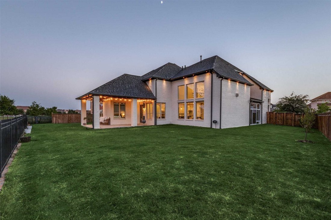 House in Frisco, Texas, United States 3 - 17769756