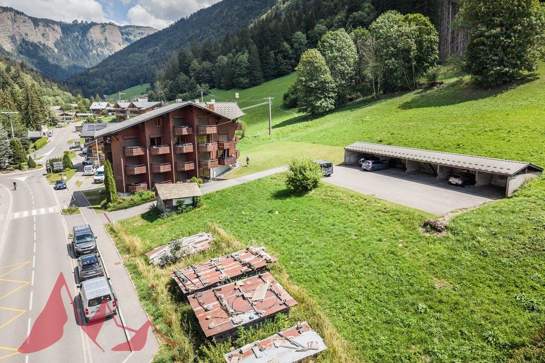 Land in Morzine, Auvergne-Rhône-Alpes, France 1 - 18509703