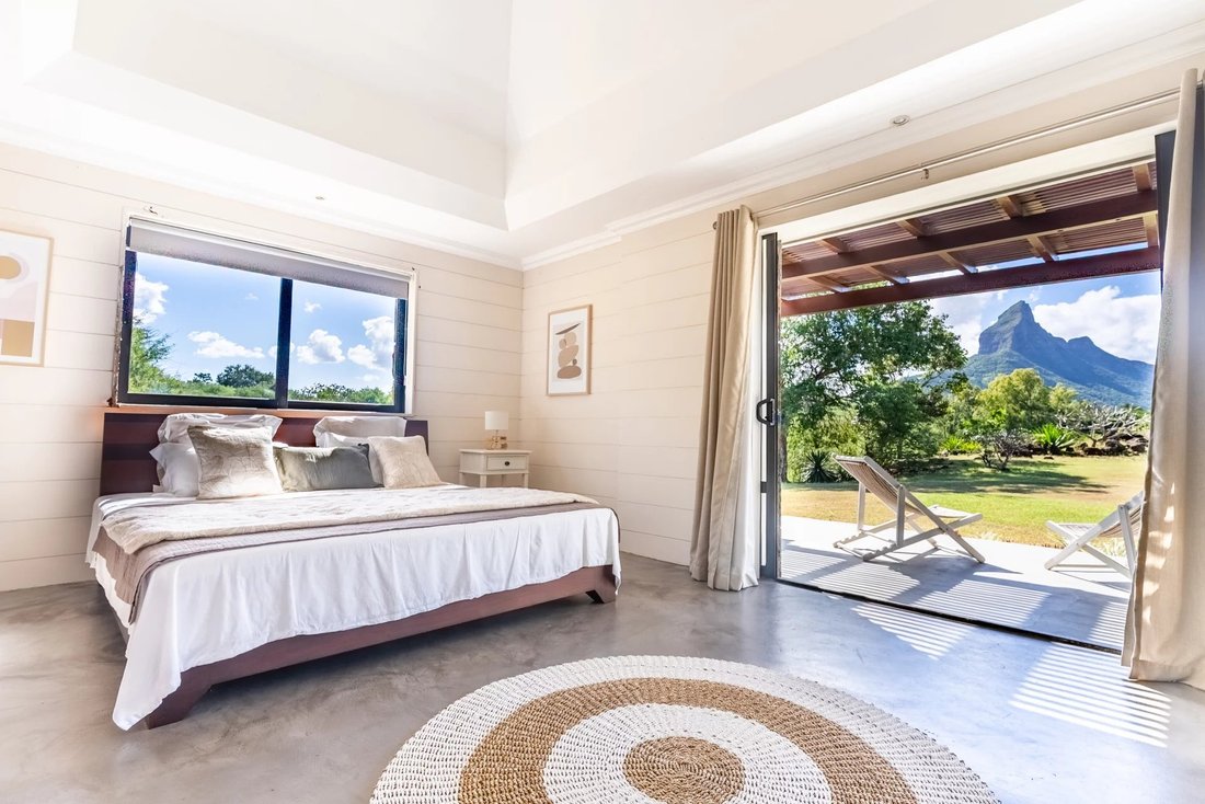 Villa in Tamarin, Rivière Noire District, Mauritius 3 - 18516199