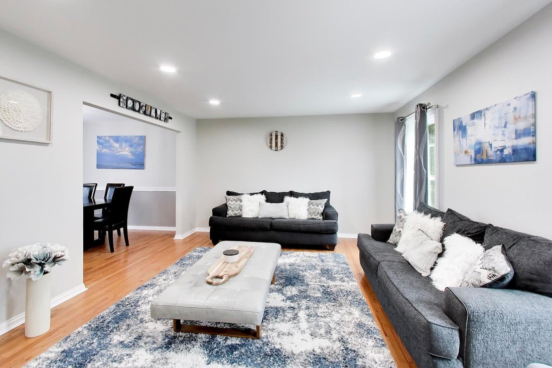 House in Mundelein, Illinois, United States 2 - 18508540