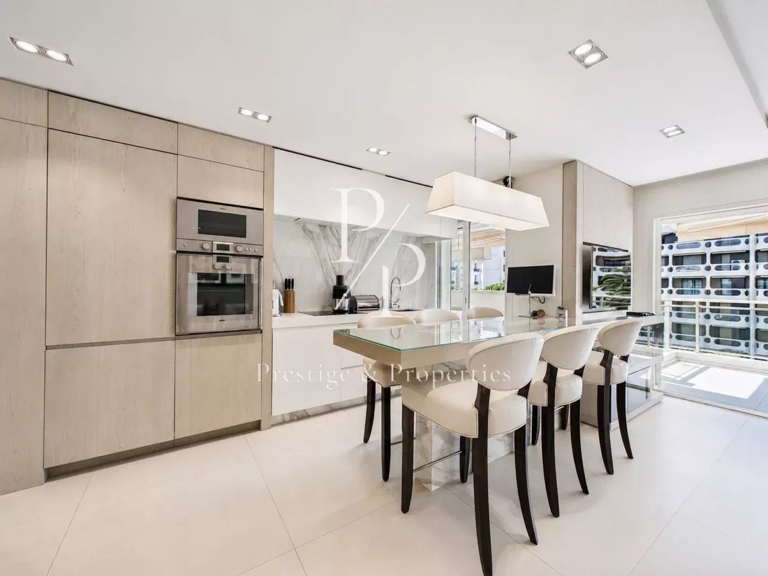 Apartment in Cannes, Provence-Alpes-Côte d'Azur, France 5 - 18513756