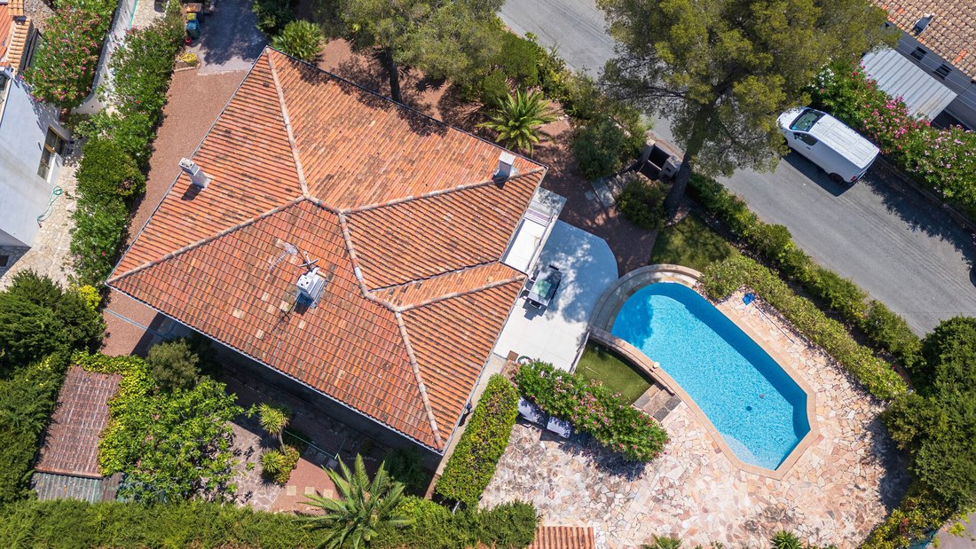 Villa in Boulouris, Saint-Raphaël, France 2 - 18513882