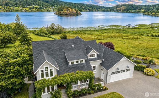 House in Anacortes, Washington, United States 1